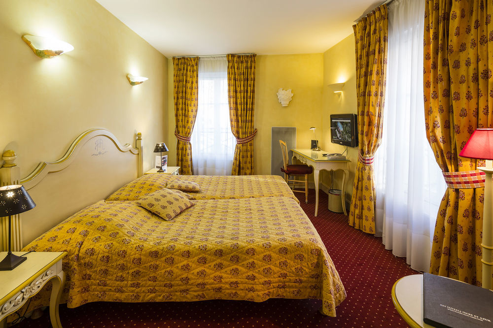 Hotel And Restaurant L Arena Frejus Ngoại thất bức ảnh